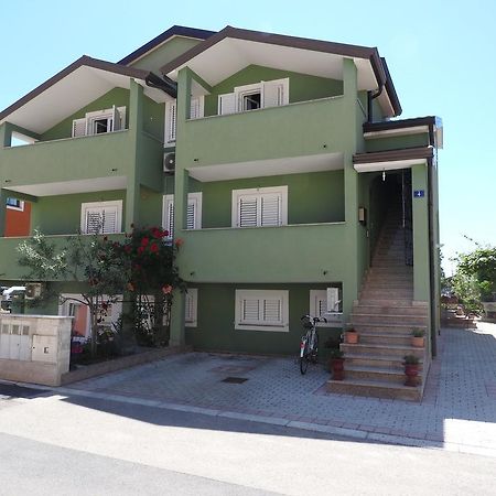 Zajim Apartment Umag Exterior photo